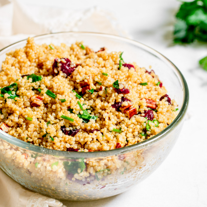 Easy Holiday Cranberry Quinoa Salad with Pecans (Vegan)