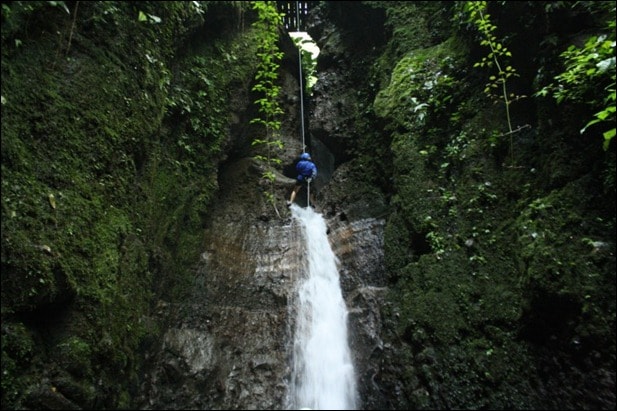 rappelling18
