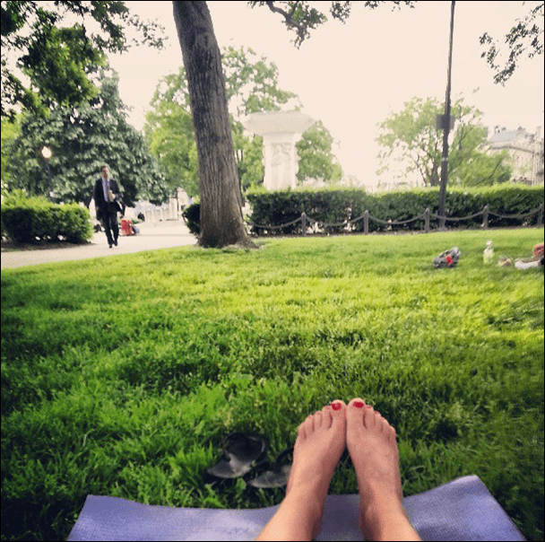 outdoor_dupont_circle_yoga