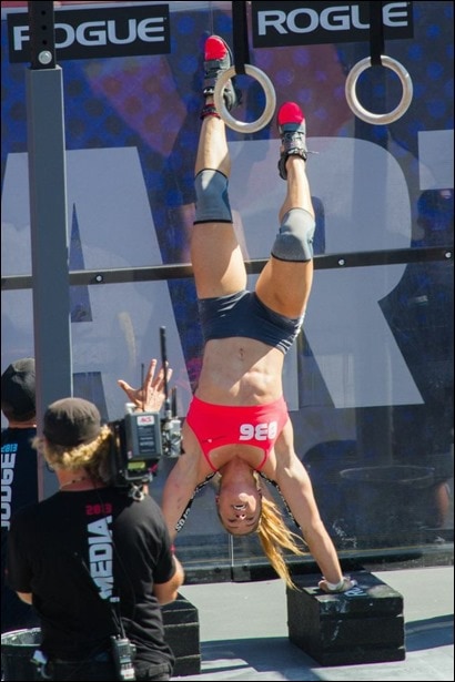 crossfit games 2013 deficit handstand pushups