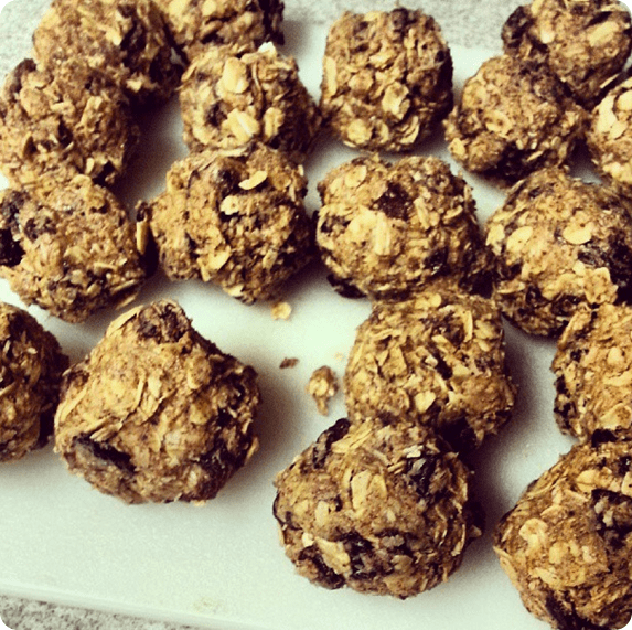 oatmeal_cookie_energy_bites