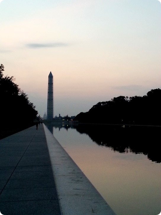 washington monument sunrise