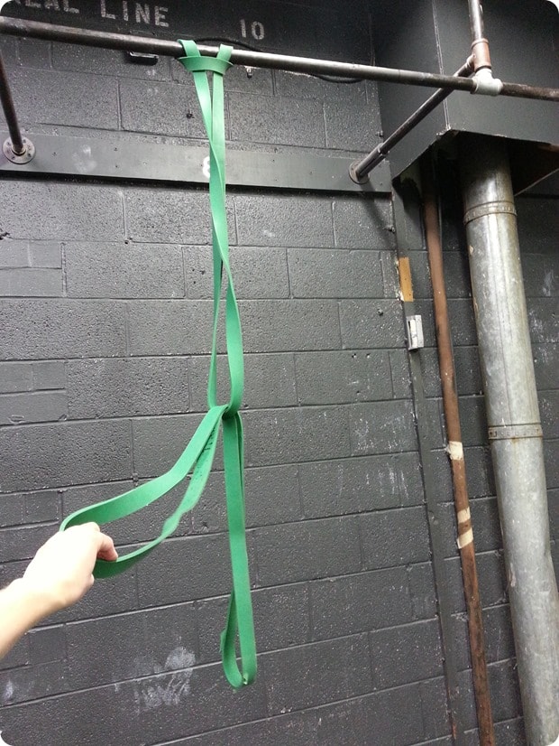 how to use bands for handstand push ups