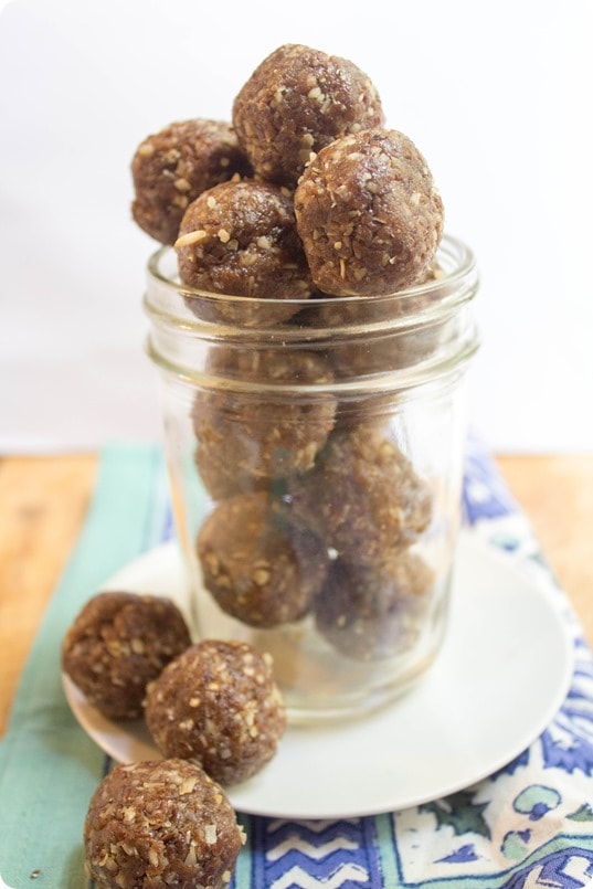 oatmeal raisin energy balls recipe