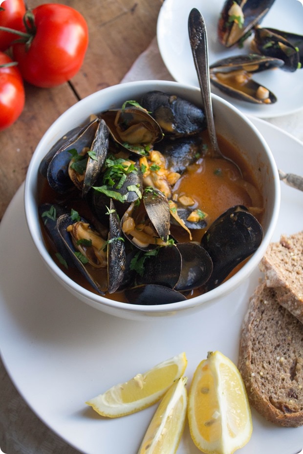 creamy tomato mussels soup