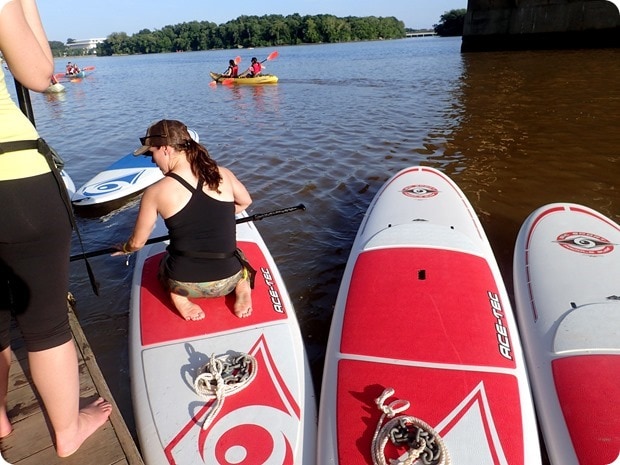 sup yoga class key bridge boathouse