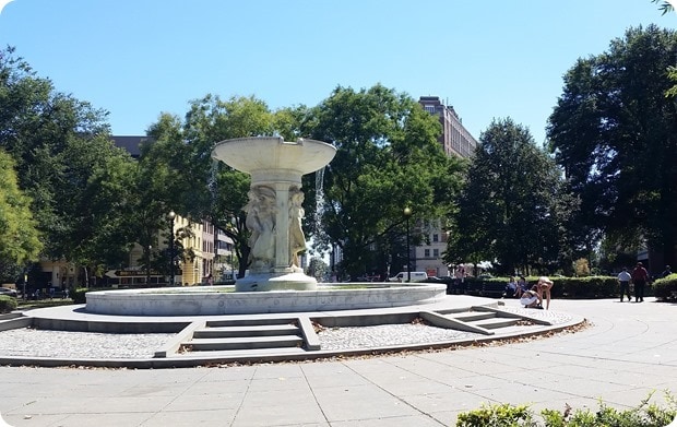 dupont circle summertime fountain