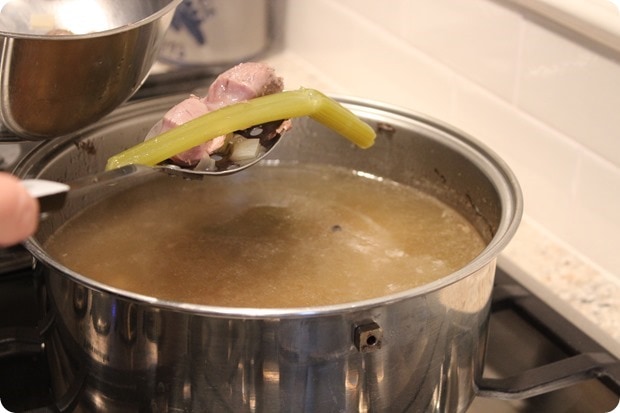 homemade turkey gravy