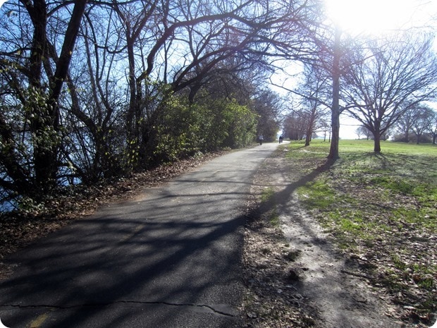 reagan national airport running trail