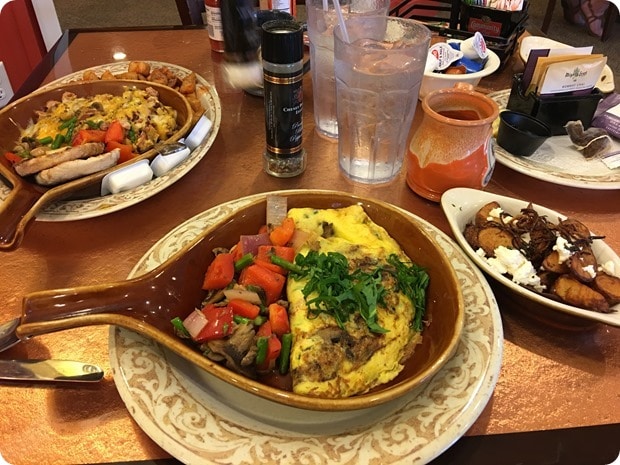 another broken egg cafe pensacola