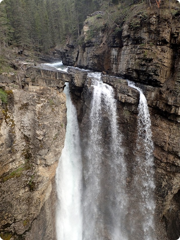 johnson canyon upper falls