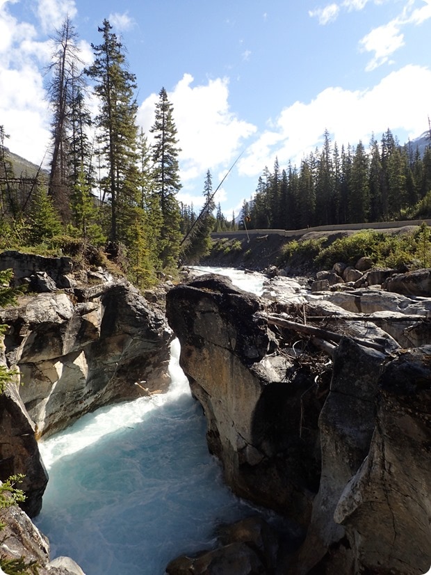 marble canyon hike canada