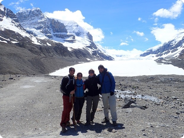 athabasca glacier hike