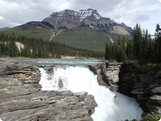 athabasca falls