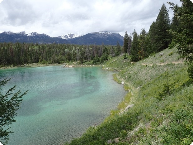 valley of the five lakes hike
