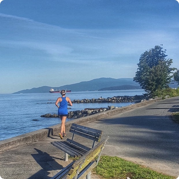 running the vancouver stanley park seawall