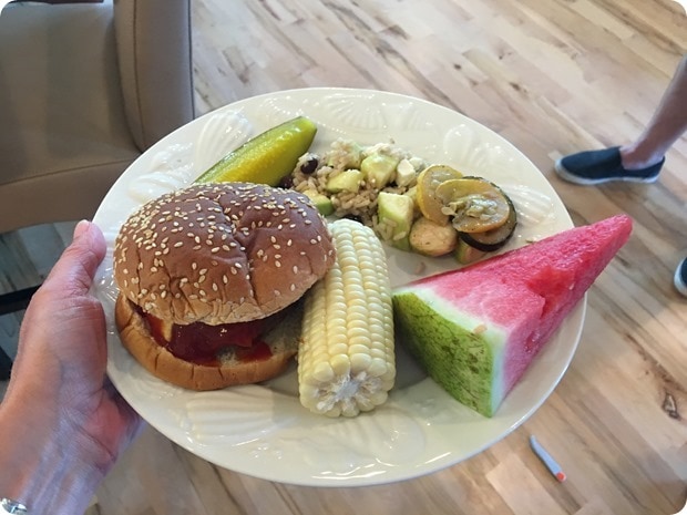 bbq beach eats