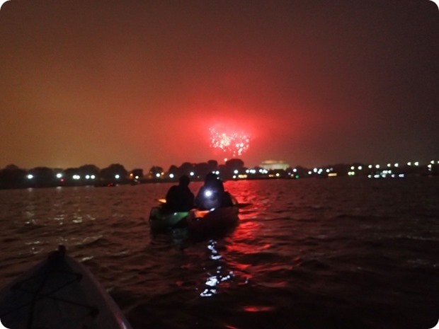 4th of july washington dc fireworks via kayak