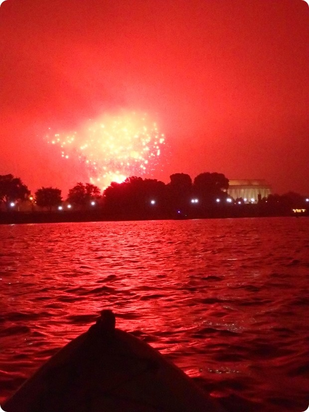 washington dc fireworks by kayak