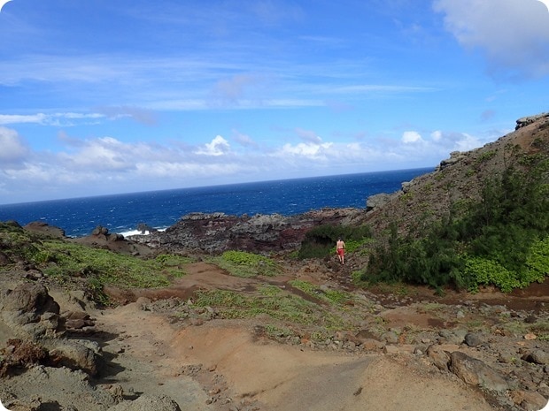 hike to blow hole maui