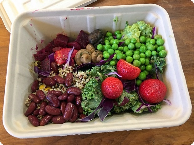 whole foods salad bar lunch