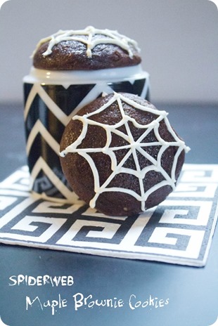 spiderweb-maple-brownie-cookies1_thumb