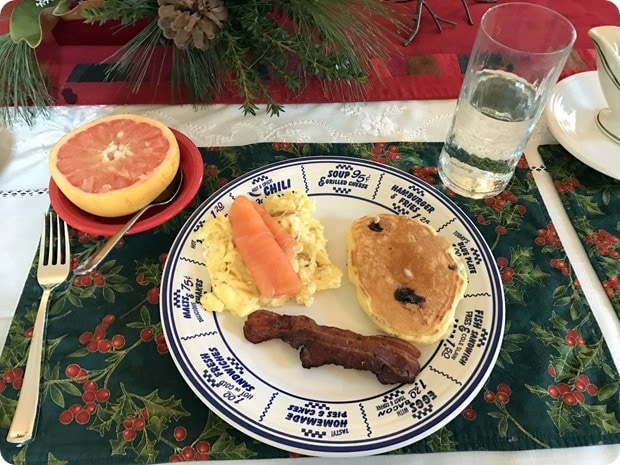 healthy balanced breakfast