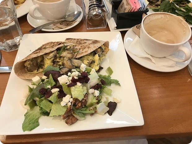 cassatt's kiwi cafe brunch