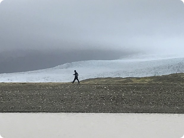 glacier lagoon hike iceland