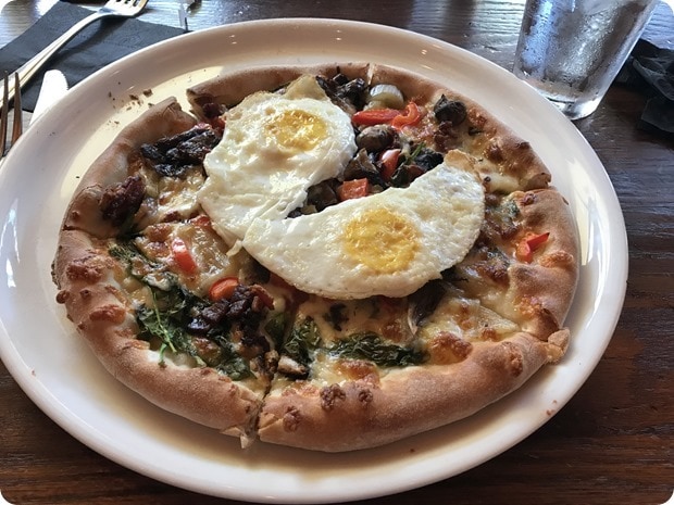 mad fox brewery breakfast pizza