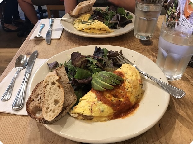 le pain quotidien clarendon