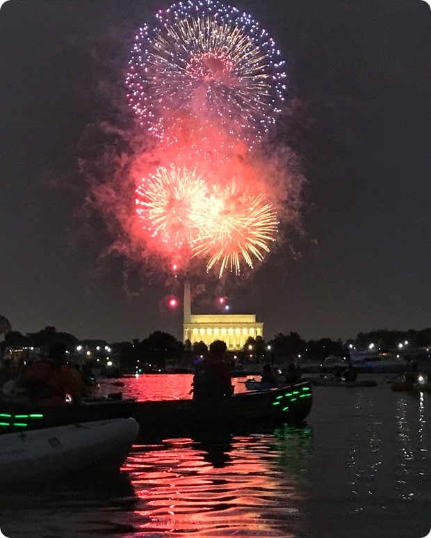 dc fireworks by kayak