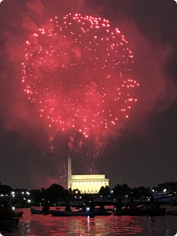 dc fireworks by boat