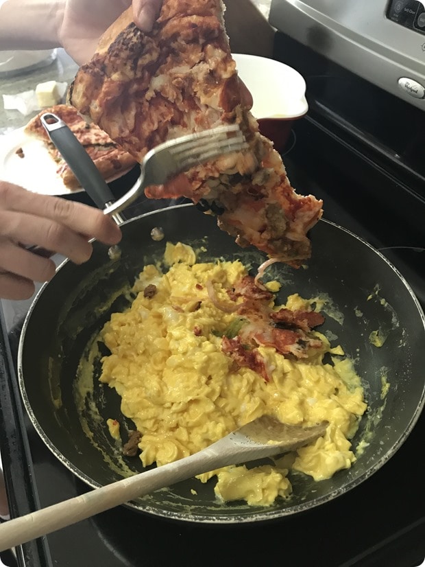 how to make pizza eggs