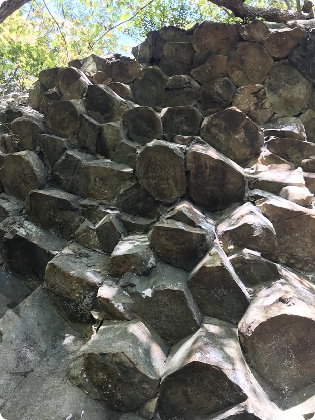 compton peak hike rocks