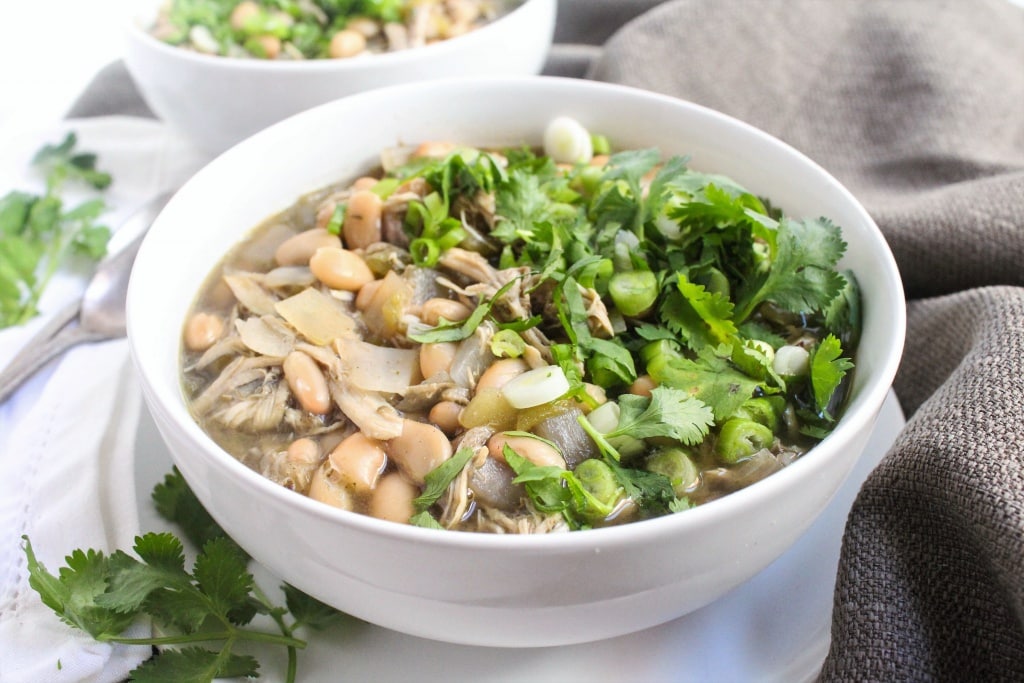 dairy free white bean chicken chili