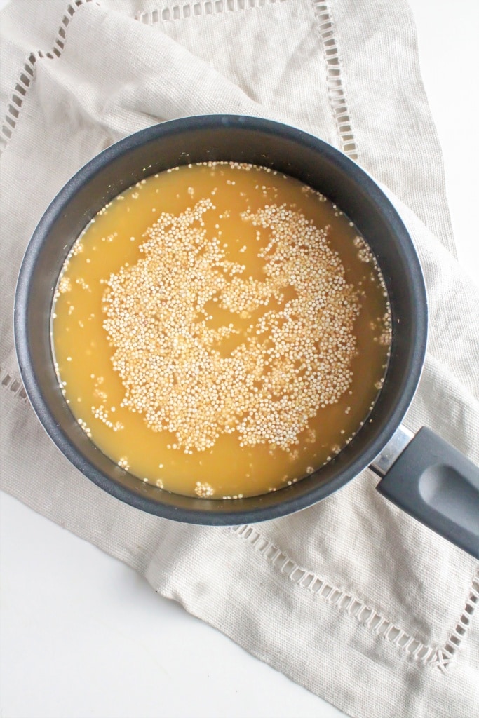 How to make quinoa for Quinoa Salad with Orange Vinaigrette, Avocado & Arugula recipe