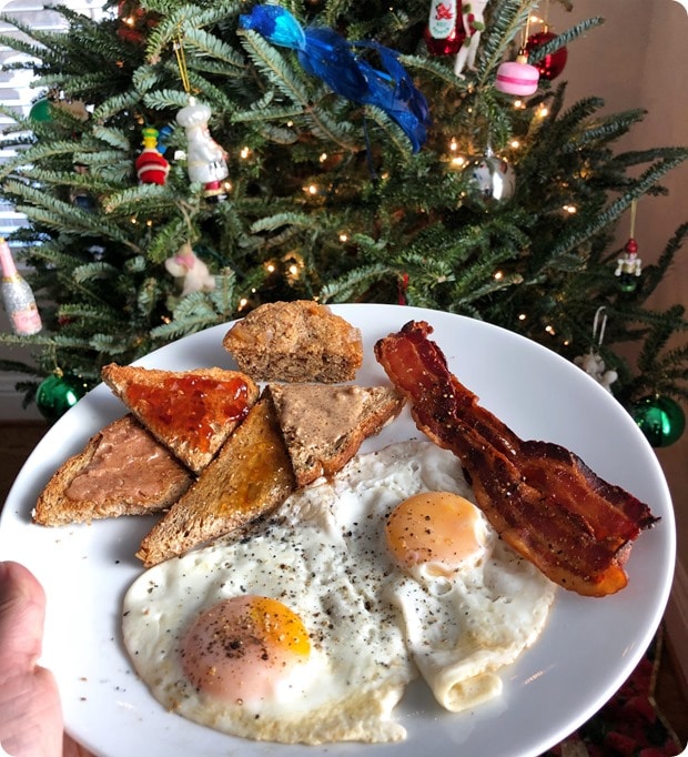 homemade brunch christmas tree