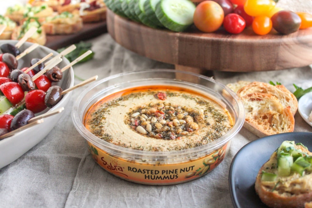 Healthy Superbowl Snack Ideas from registered dietitian Anne Mauney of fannetasticfood.com