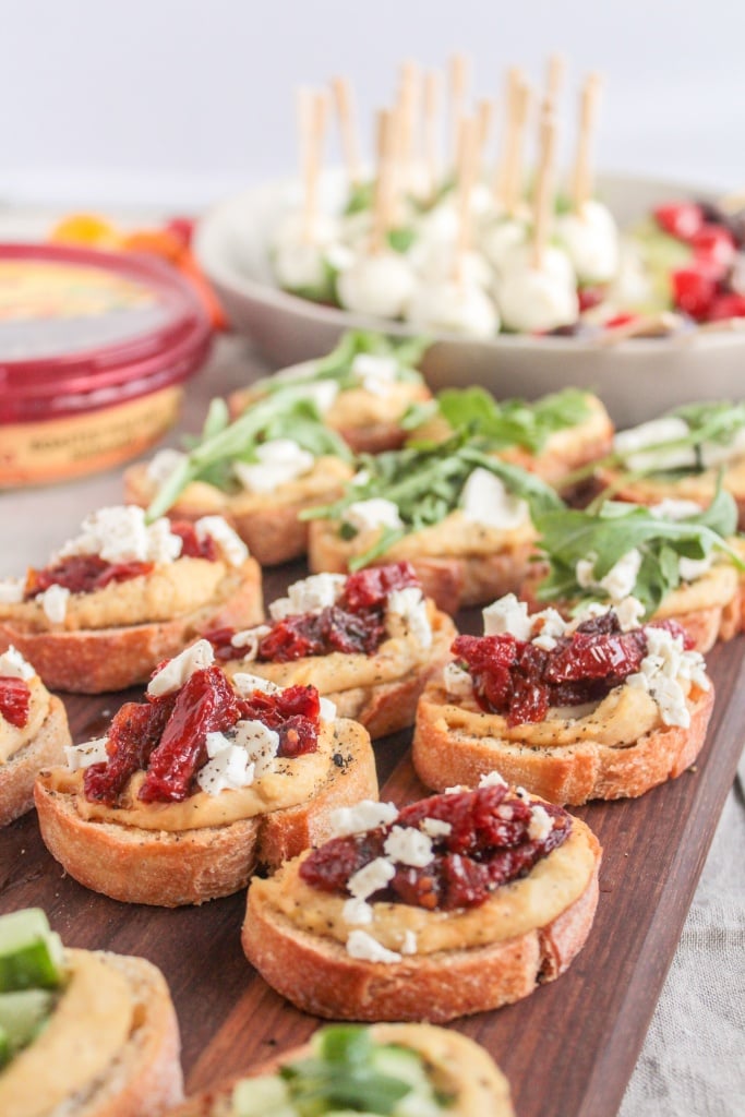 Healthy Superbowl Snack Ideas from registered dietitian Anne Mauney of fannetasticfood.com