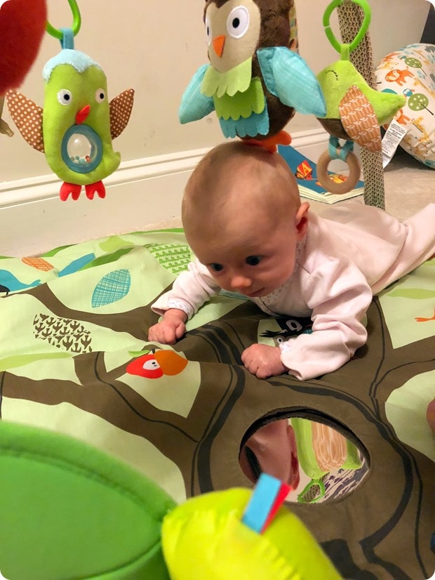 baby pushing up on arms