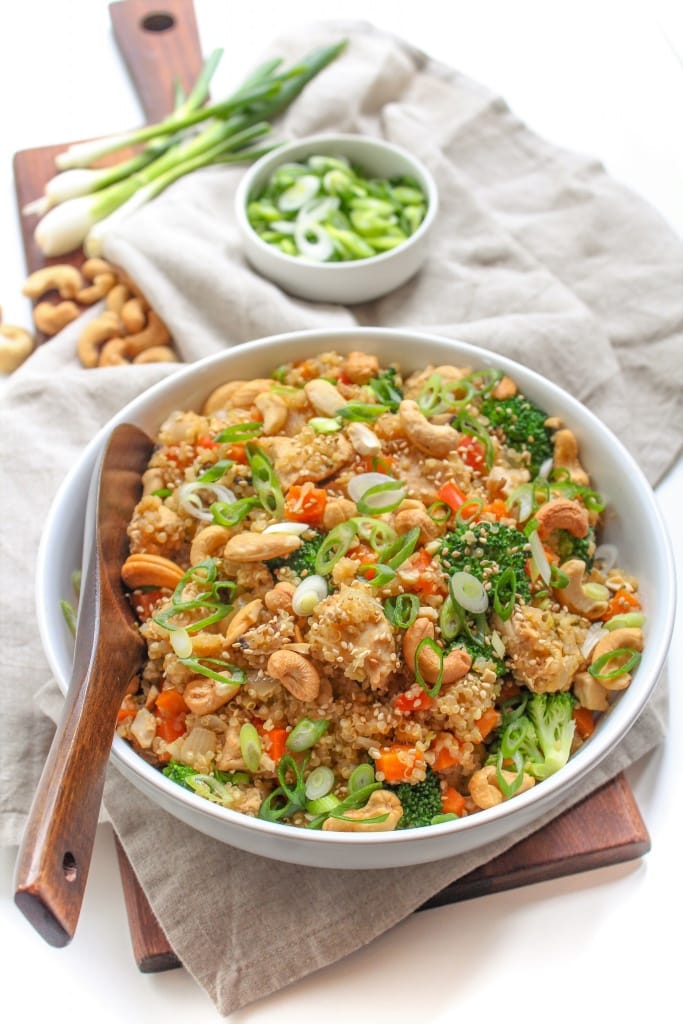 healthy instant pot recipe -- Instant Pot Quinoa Fried Rice with Chicken - gluten free, healthy 30 minute meal! via @fannetasticfood