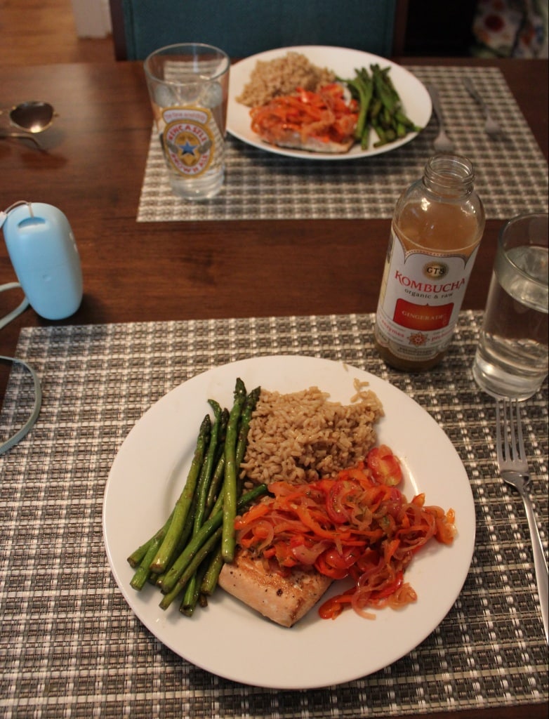 easy salmon asparagus pepper dinner