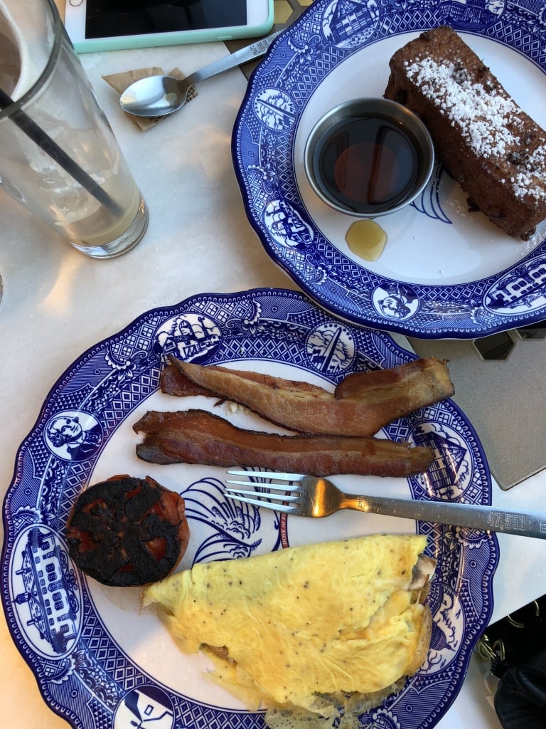 farmers and distillers breakfast