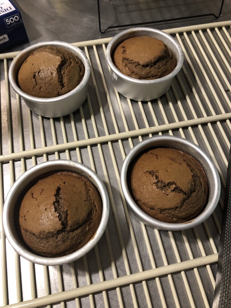 how to make a cake that looks like a starbucks latte