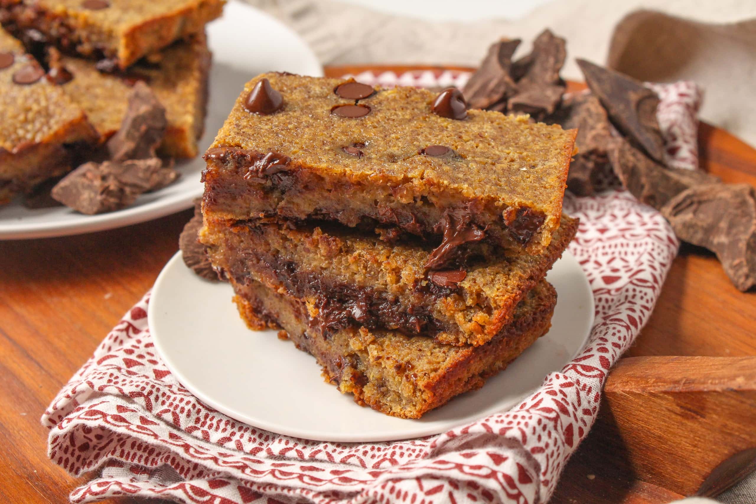 dark chocolate quinoa bars