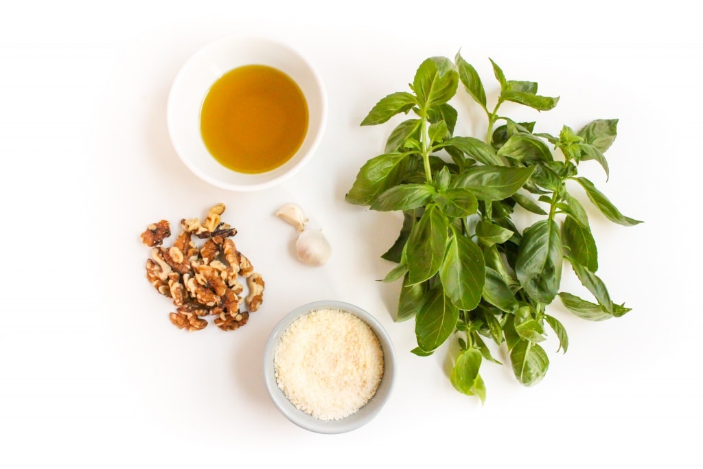 basil and walnut pesto pasta sauce ingredients