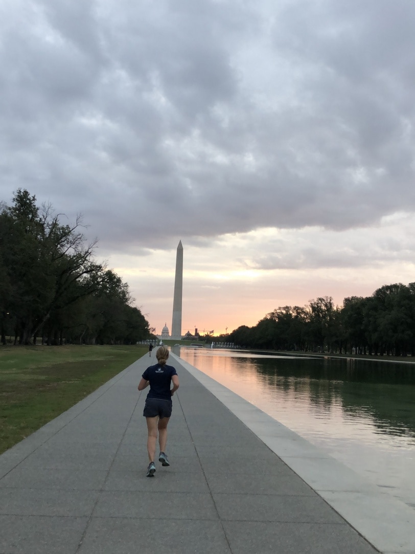 reflecting pool sunrise run washington dc