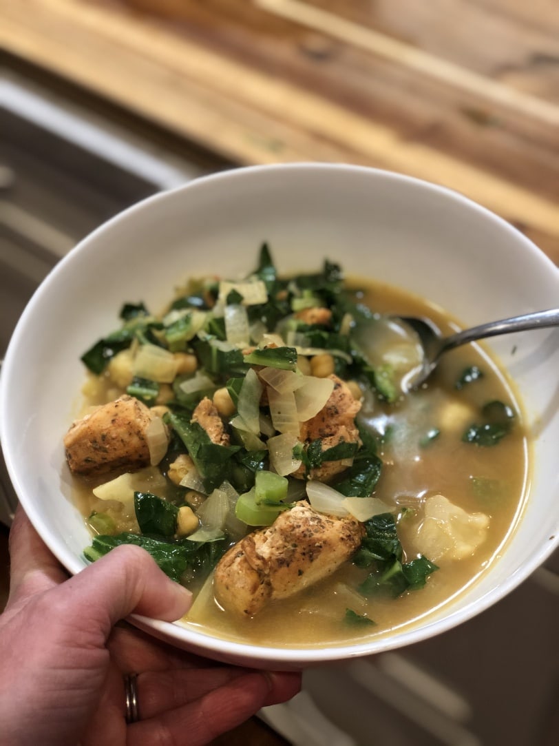 easy winter soup with chicken and lots of veggies