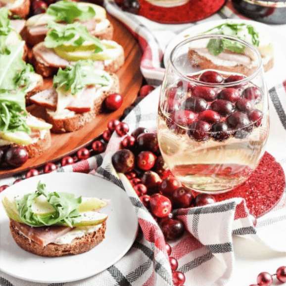 how to have a stress-free holiday eating experience